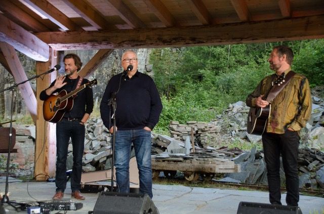 Ola Bremnes og Fretworkers